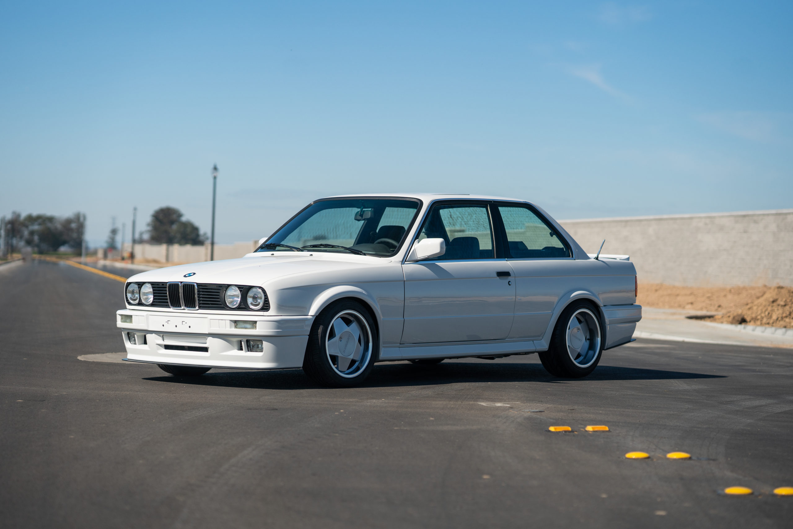 Custom BMW E30 325IS by CAtuned