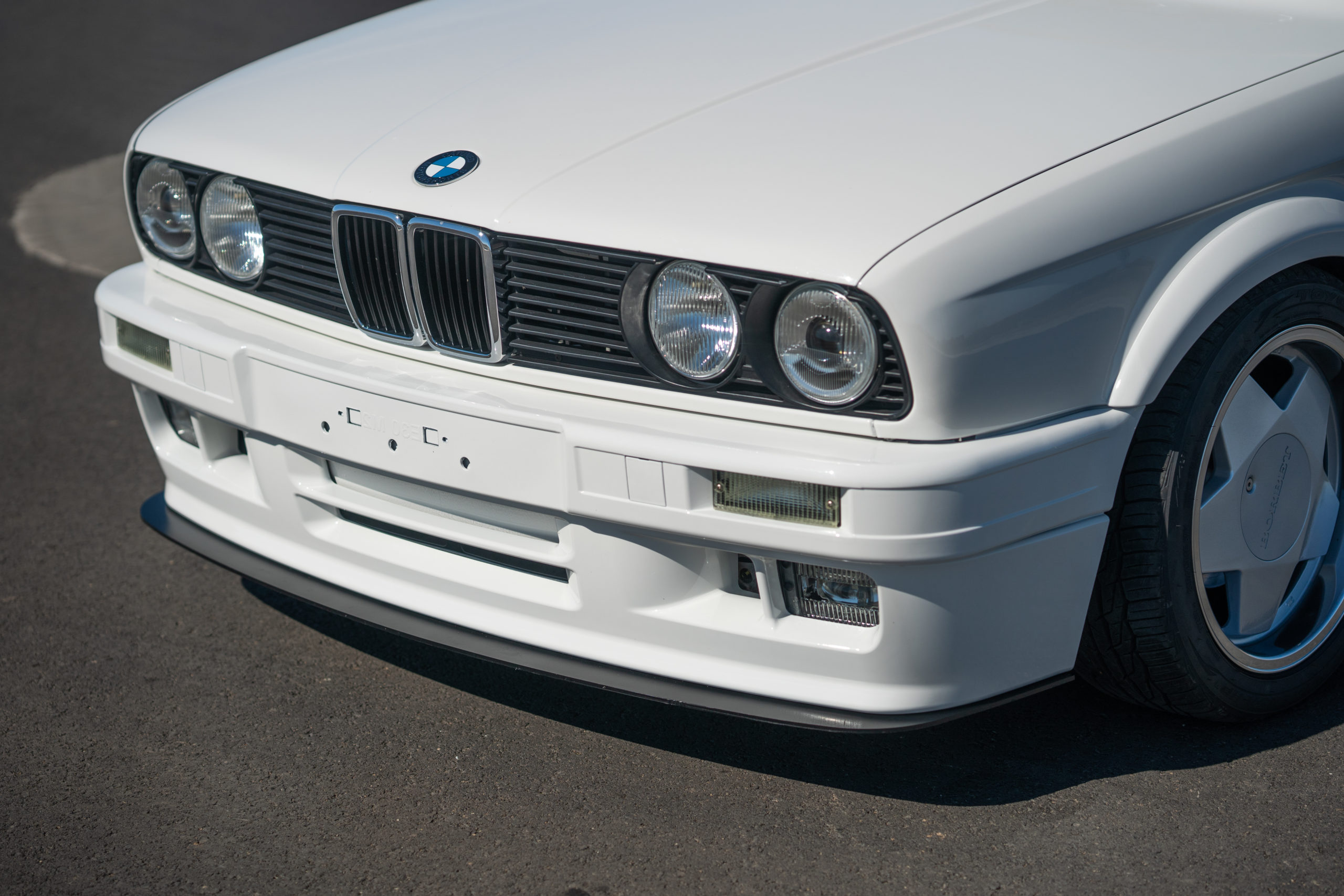 Custom BMW E30 325IS by CAtuned