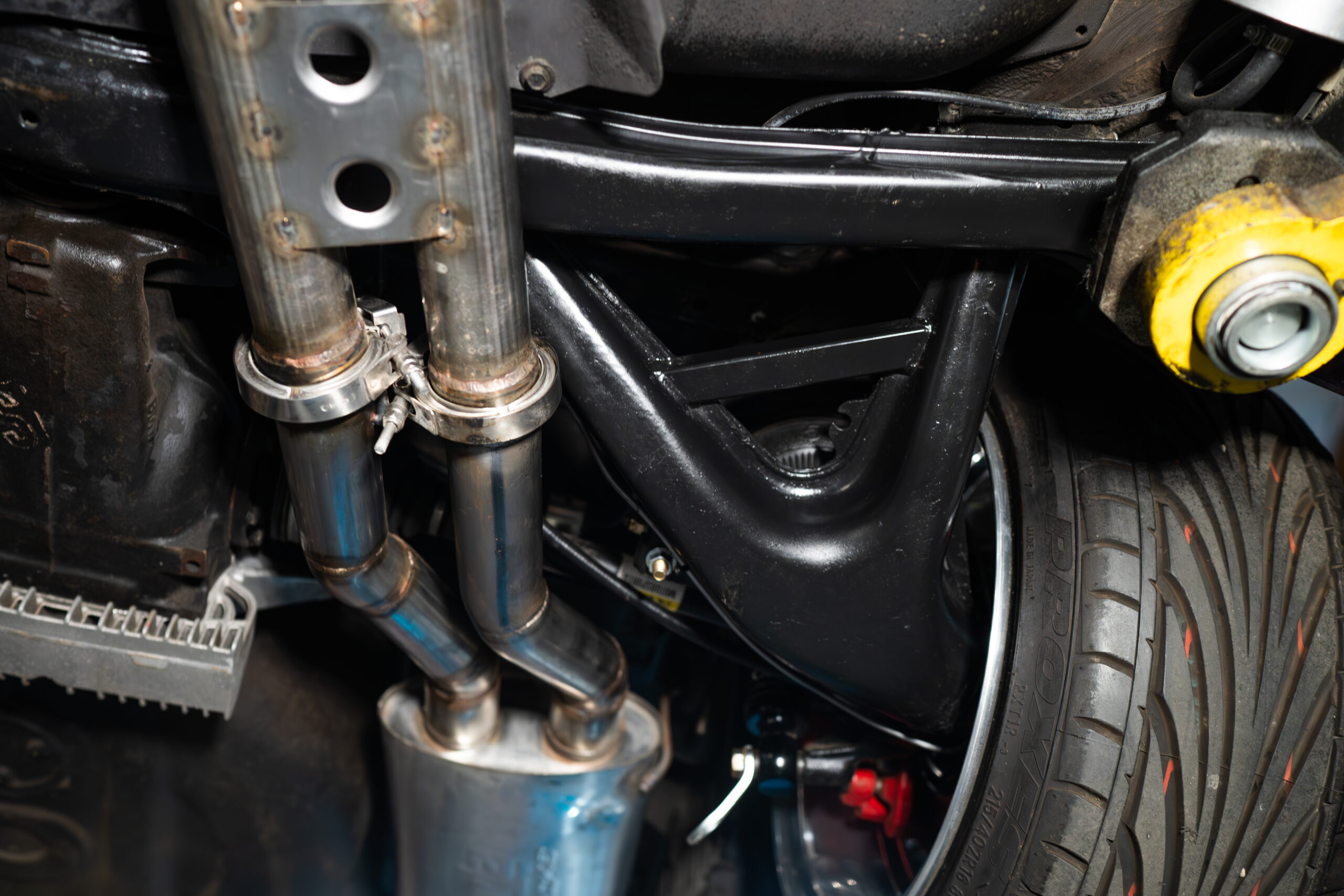 S52-Powered 1987 BMW E30 325is