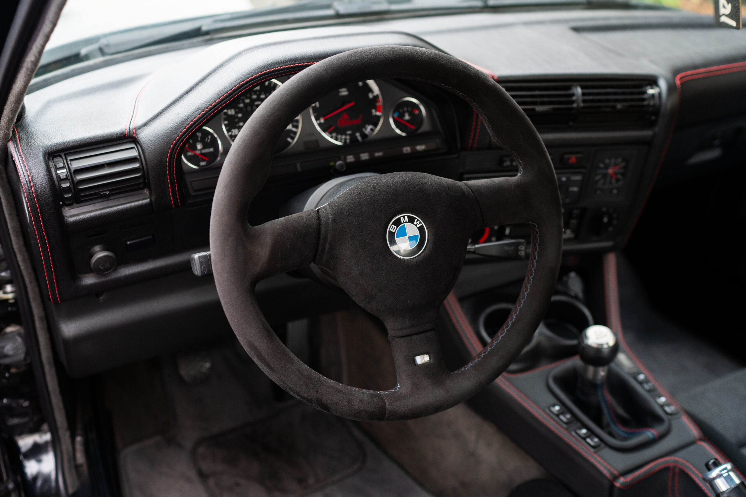 Rebuilt BMW E30 Mtech2 Convertible by CAtuned