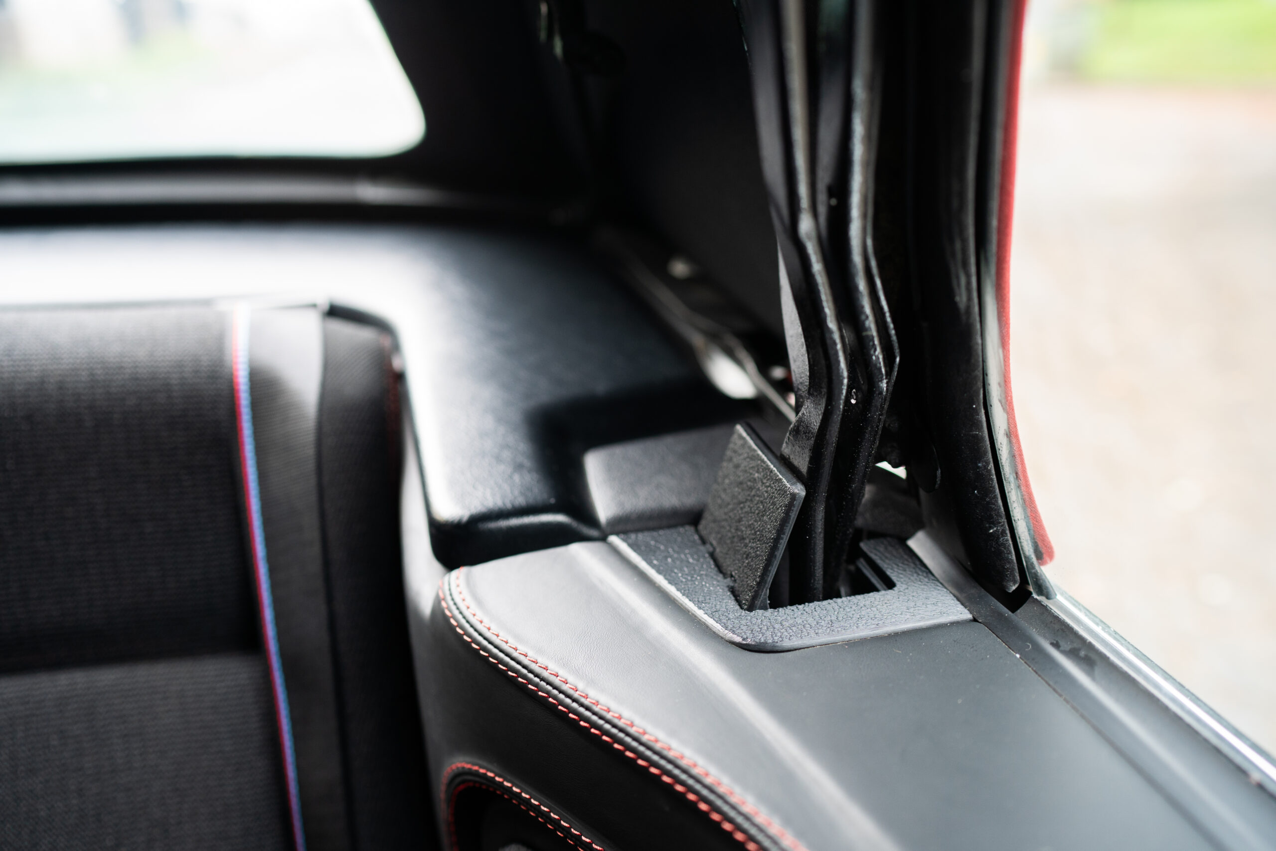 Rebuilt BMW E30 Mtech2 Convertible by CAtuned