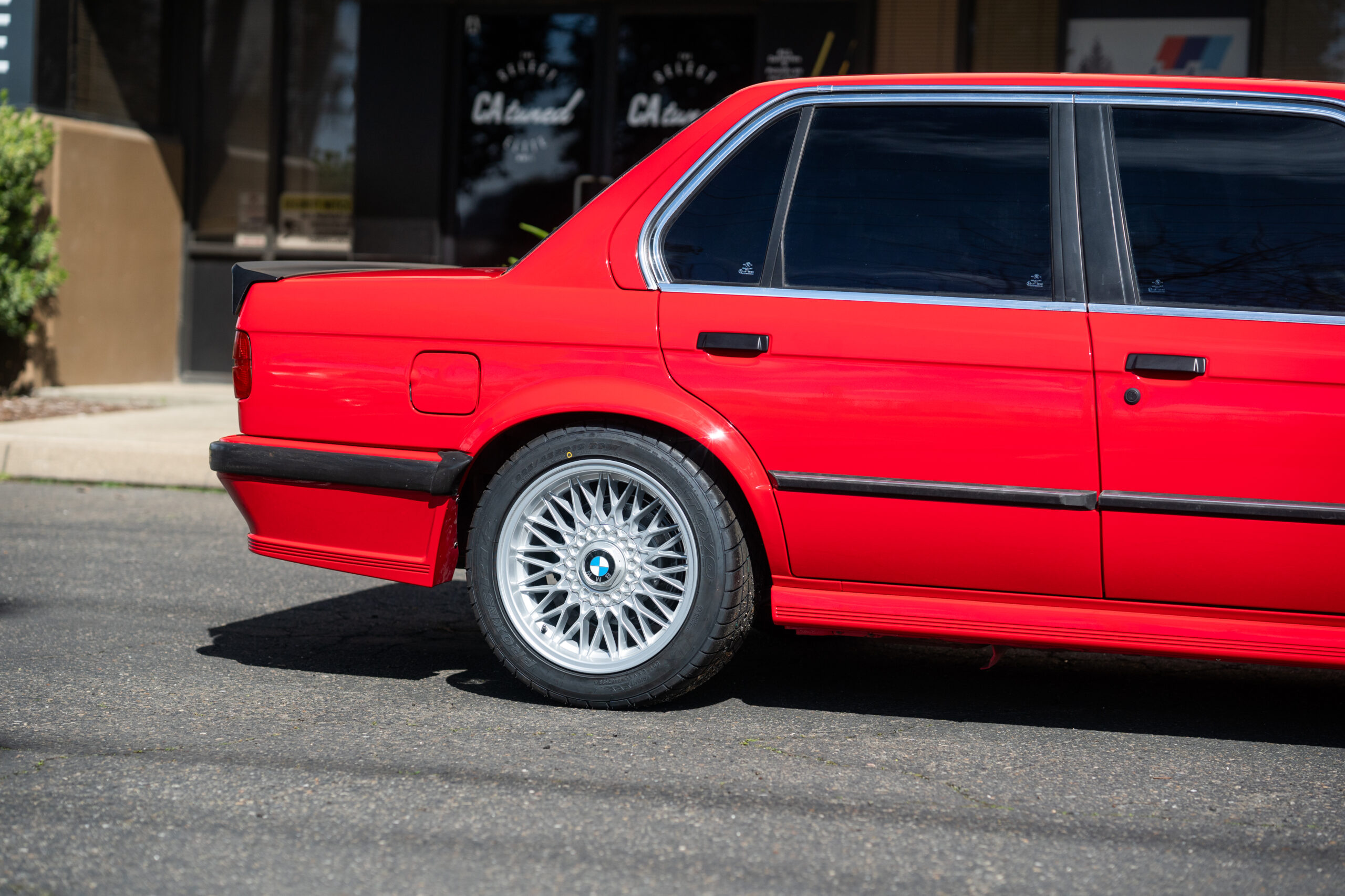 Mtech1 E30 Sedan by CAtuned