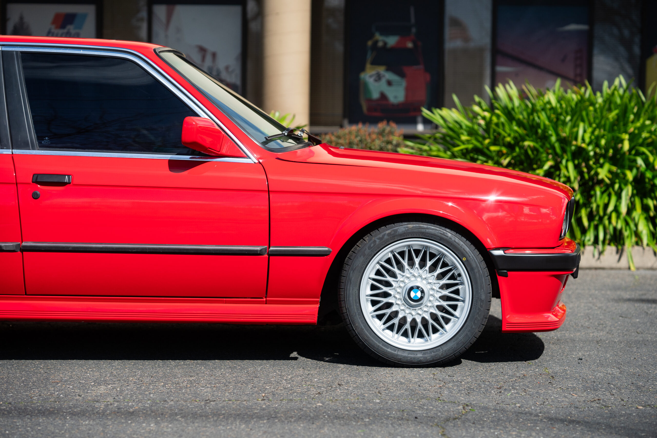 Mtech1 E30 Sedan by CAtuned