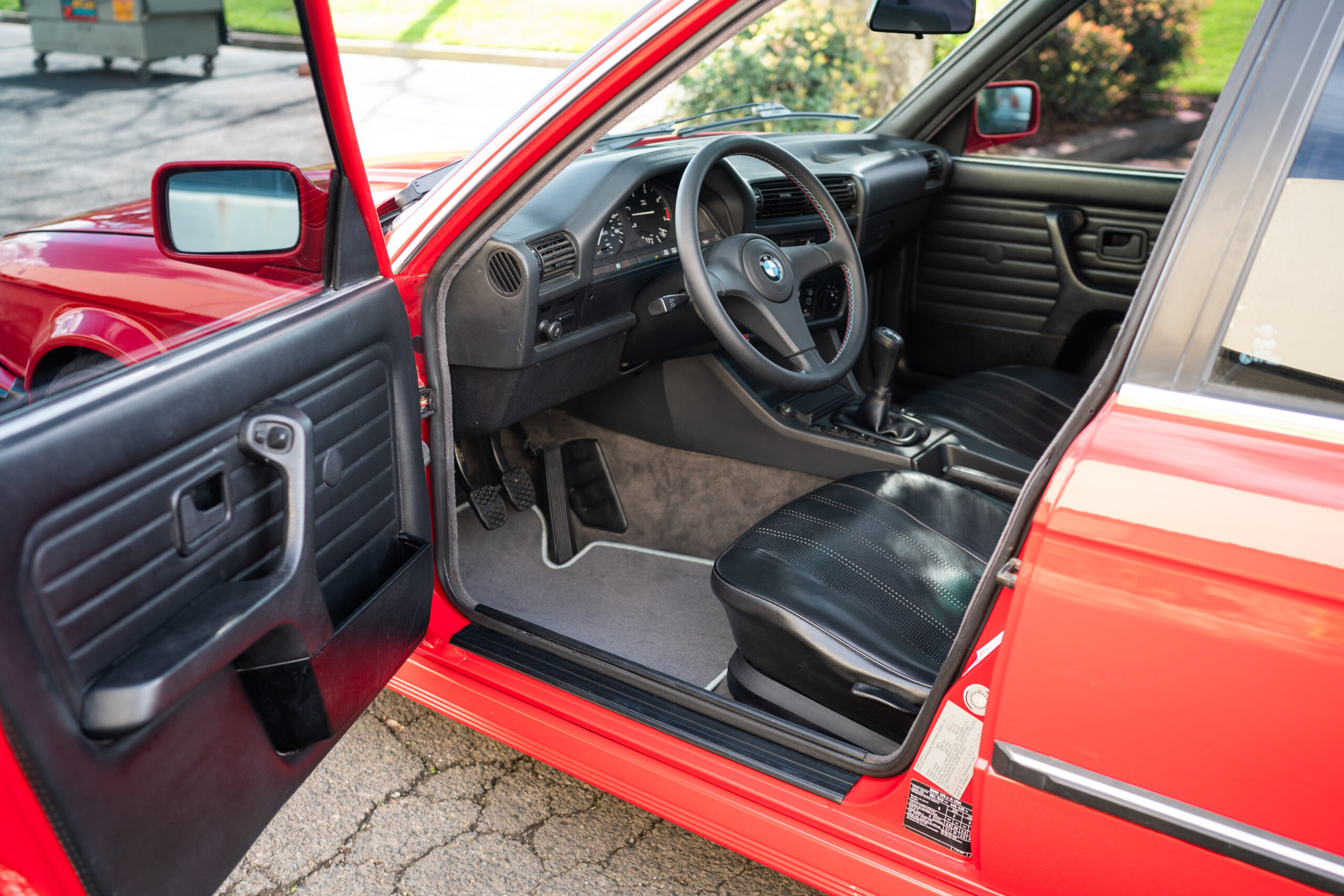 Mtech1 E30 Sedan by CAtuned