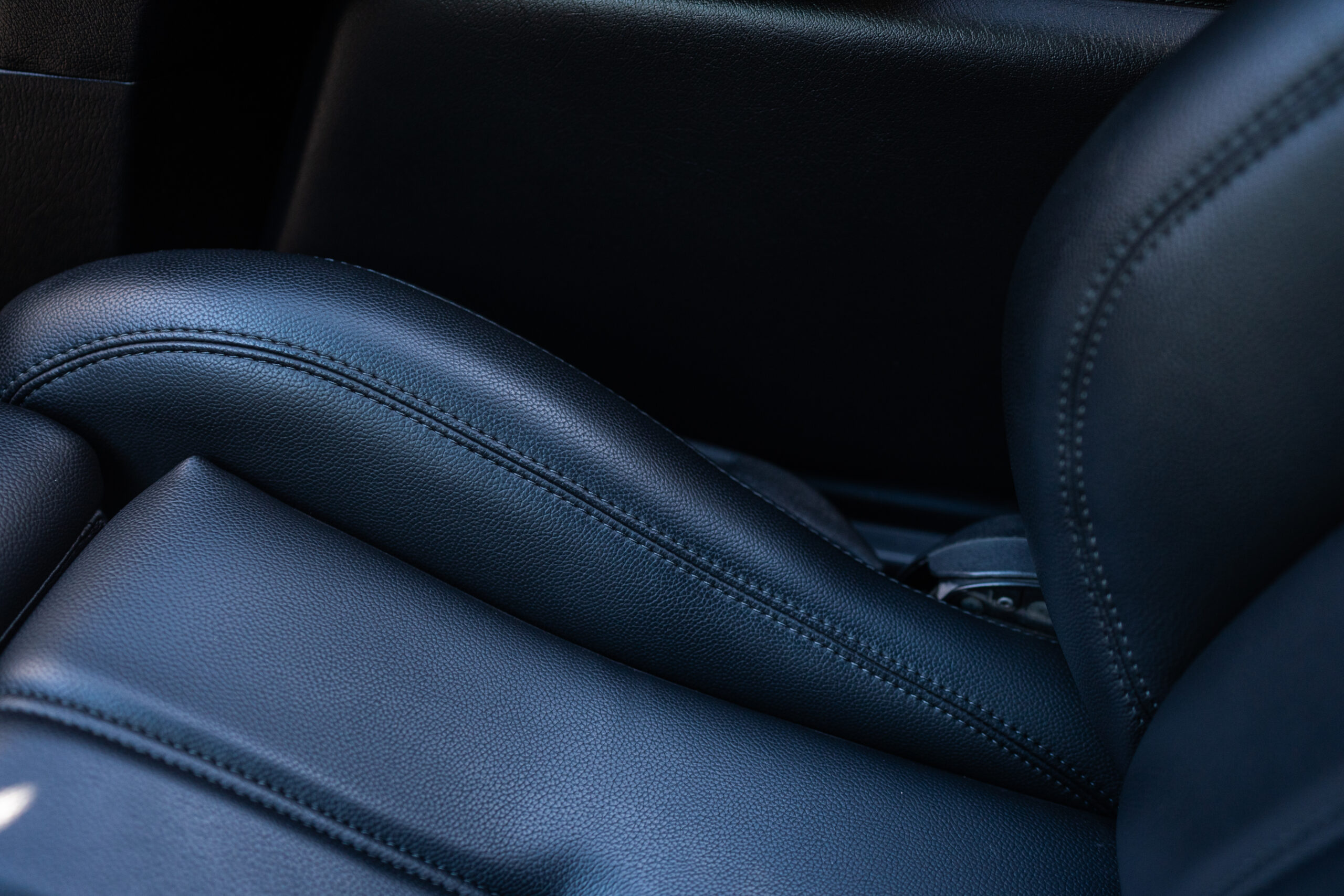 Miami Blue BMW E30 325is by CAtuned