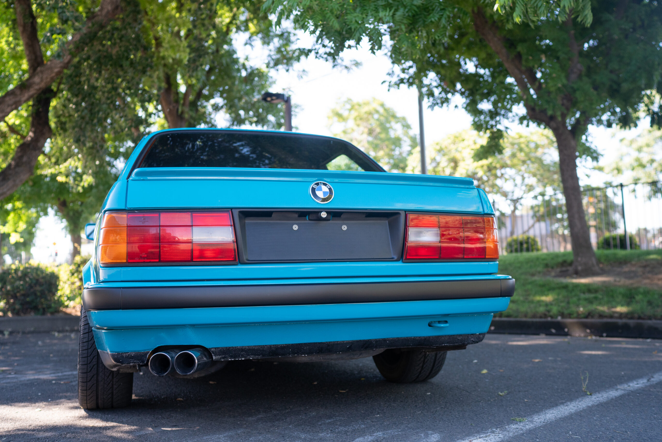 Miami Blue BMW E30 325is by CAtuned